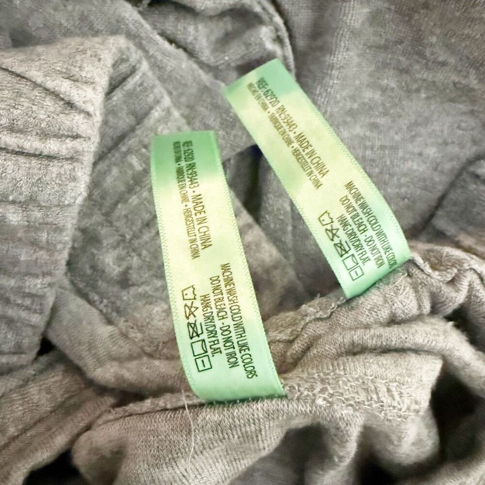 HONEYDEW | Soft Terrycloth Bundle Set T-Shirt + Booty Shorts Gray | Size Small - Picture 7 of 7